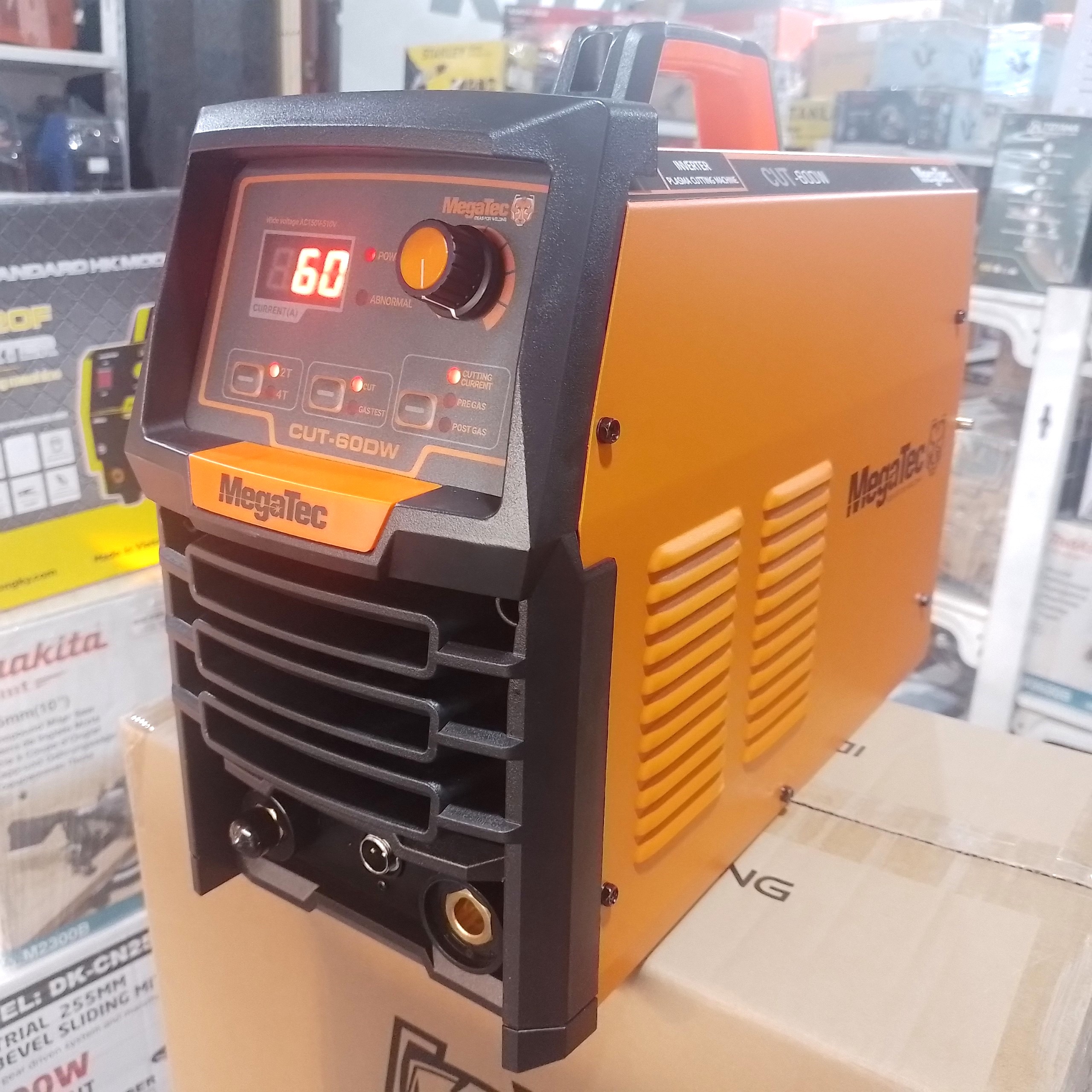 Máy cắt Plasma 220V MegaTec - CUT-60DW bảo hành 2 năm